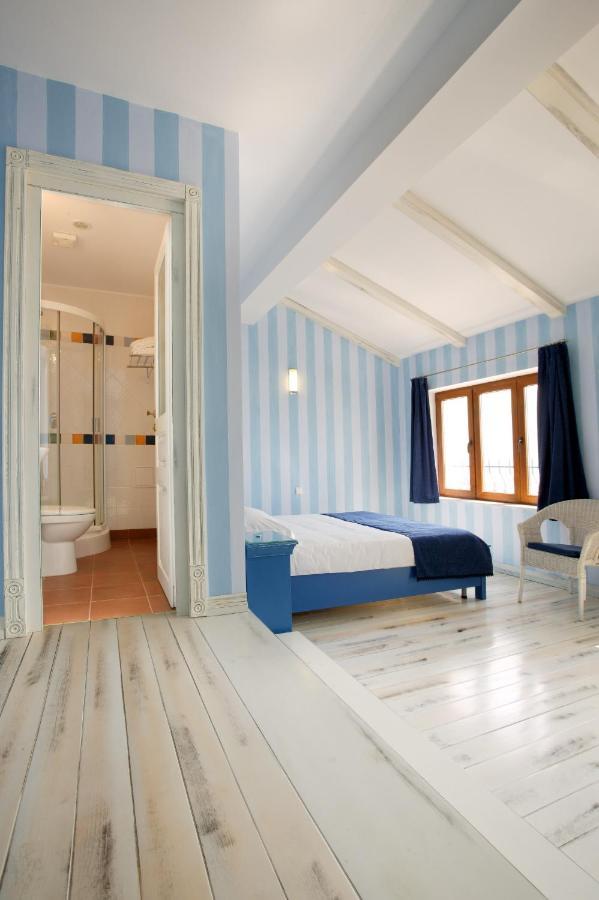 Arcadia Hotel - Marina Regia Residence 마마이아 외부 사진