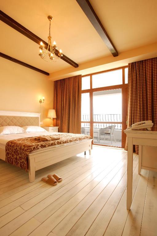 Arcadia Hotel - Marina Regia Residence 마마이아 외부 사진