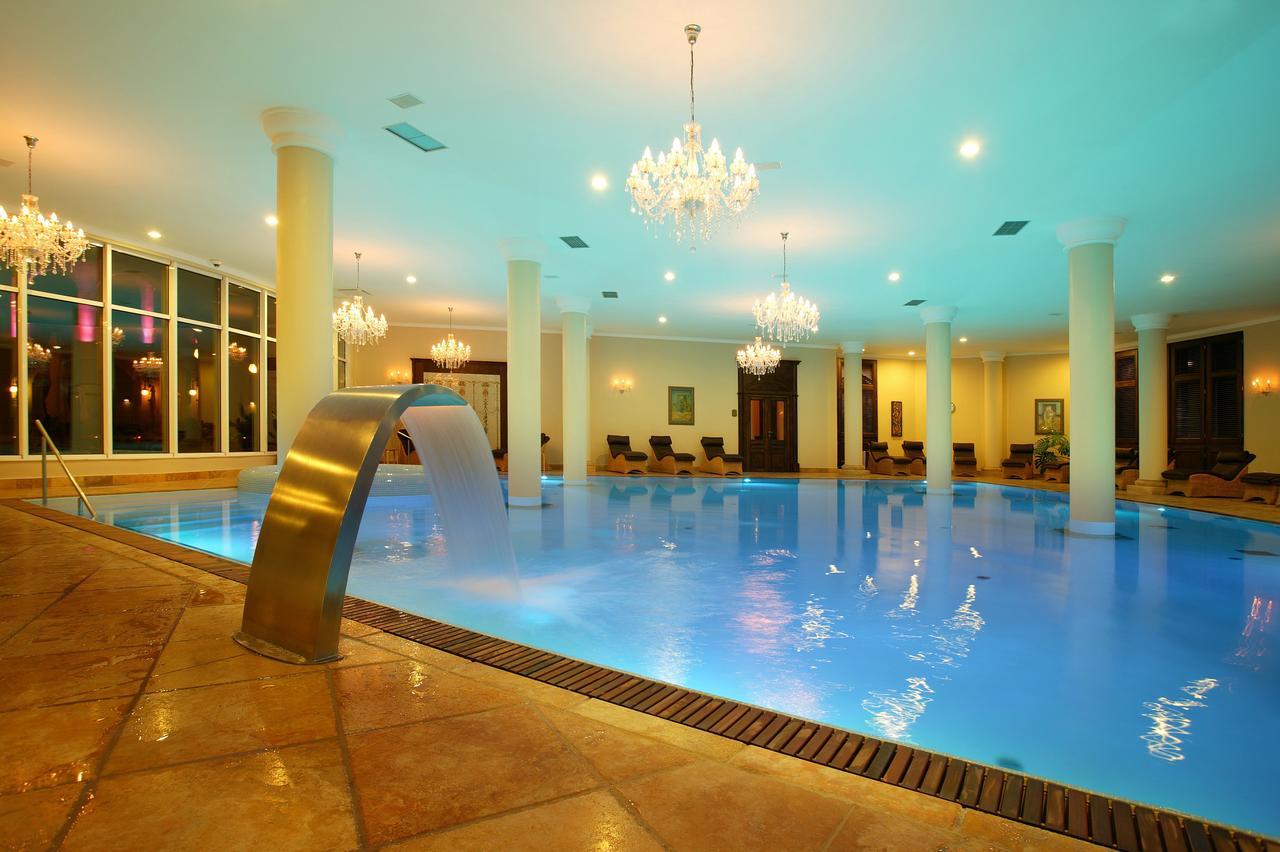 Arcadia Hotel - Marina Regia Residence 마마이아 외부 사진