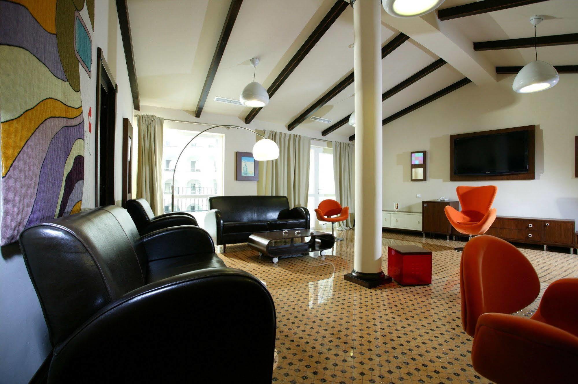Arcadia Hotel - Marina Regia Residence 마마이아 외부 사진
