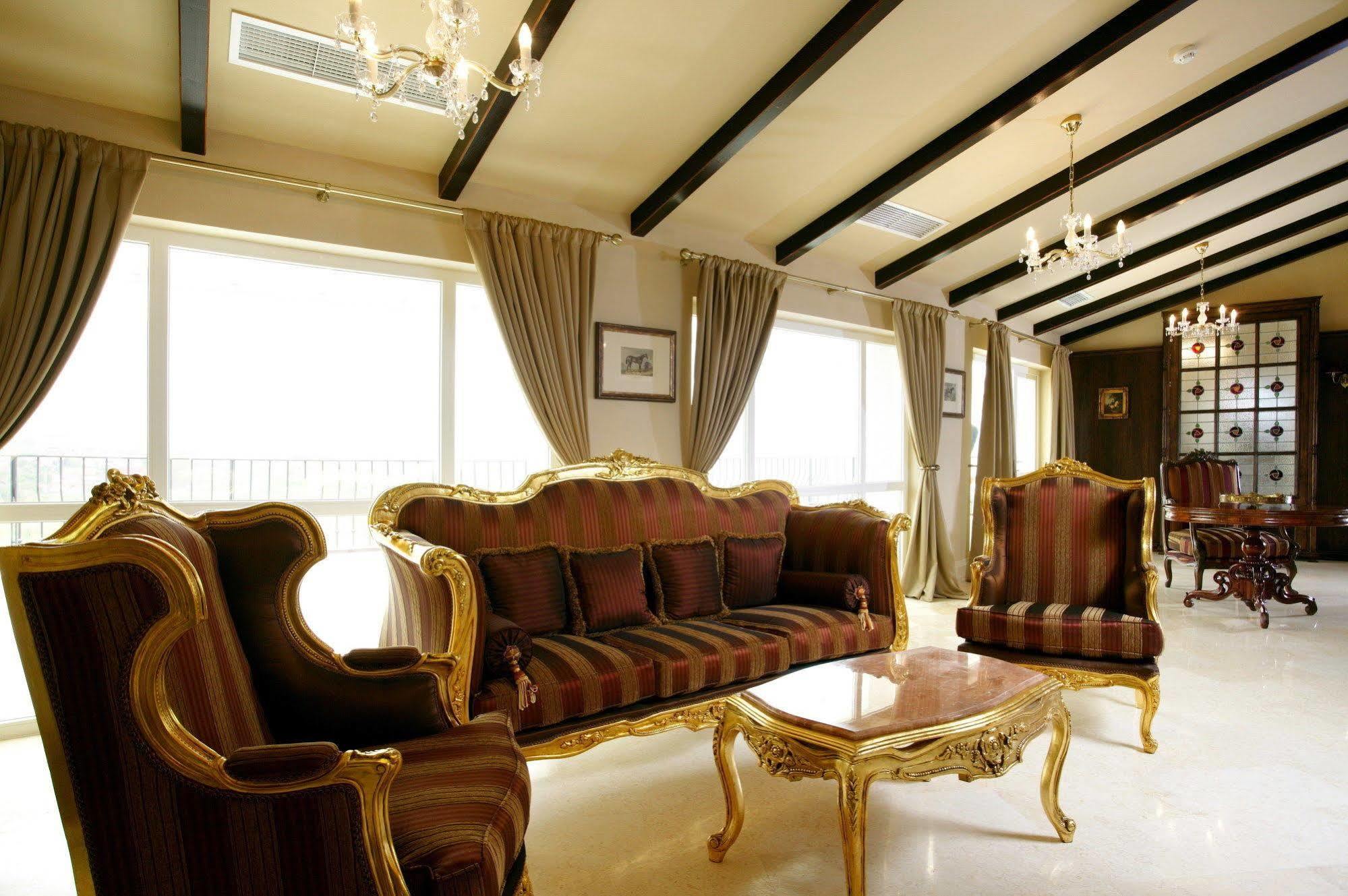 Arcadia Hotel - Marina Regia Residence 마마이아 외부 사진